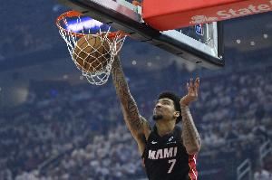 亚库乔尼斯：非常享受和韦尔一起打球 希望我俩的连线能越来越多